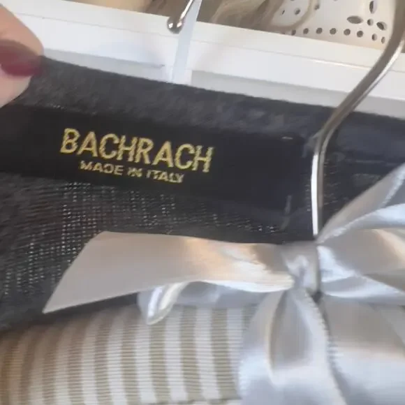 Bachrach Men's Size L Gray V Neck Pullover sweater- fall, masculine #3096 - Picture 4 of 7